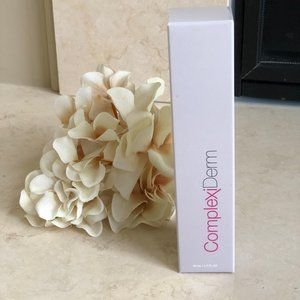 ComplexiDerm Revolutionary Anti-Wrinkle Serum Form